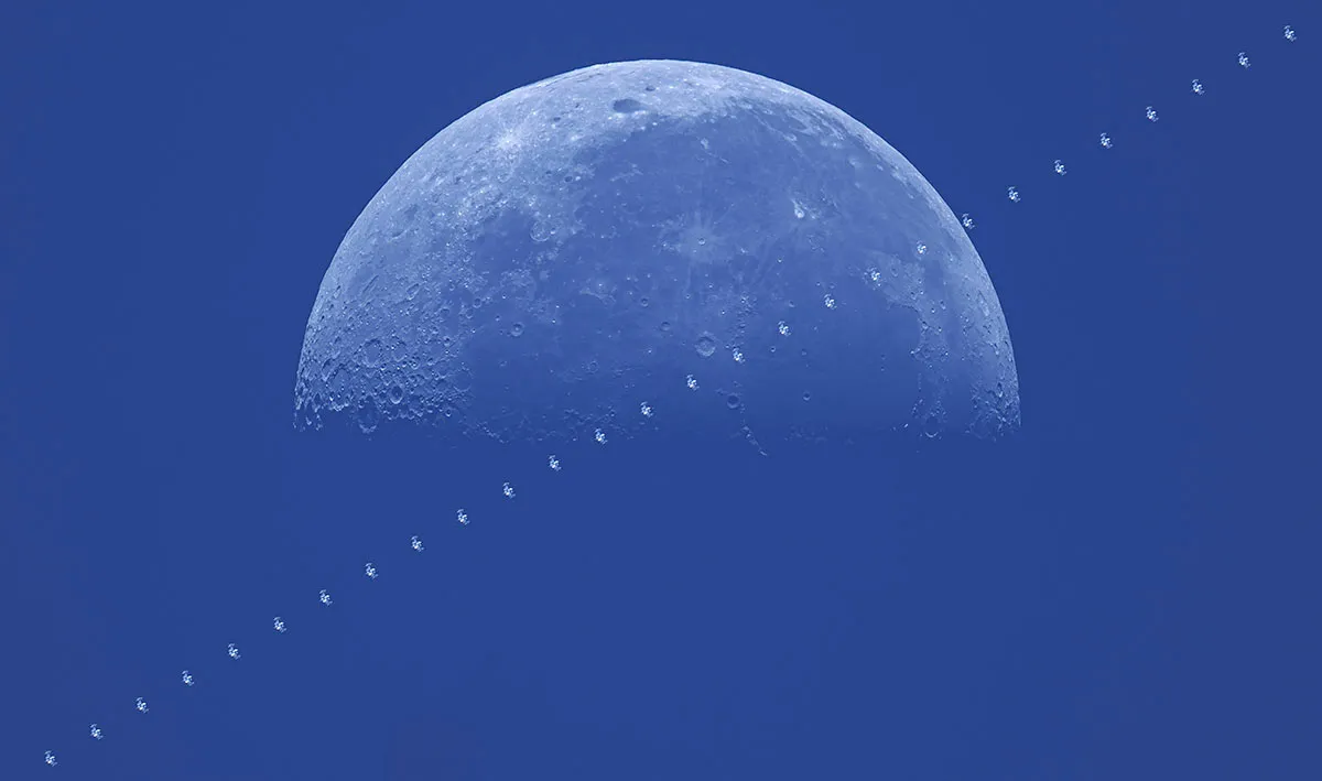 The International Space Station Daytime Moon Transit © Kelvin Hennessy (Australia) Taken with a Saxon ED127 FCD100 Triplet Refractor telescope, Baader IR/UV filter, Sky-Watcher EQ6-R mount, ZWO 294MC Pro camera, 952 mm f/7.5, Gain 192, 1-millisecond exposure Location: Gold Coast, Queensland, Australia, 3 February 2024